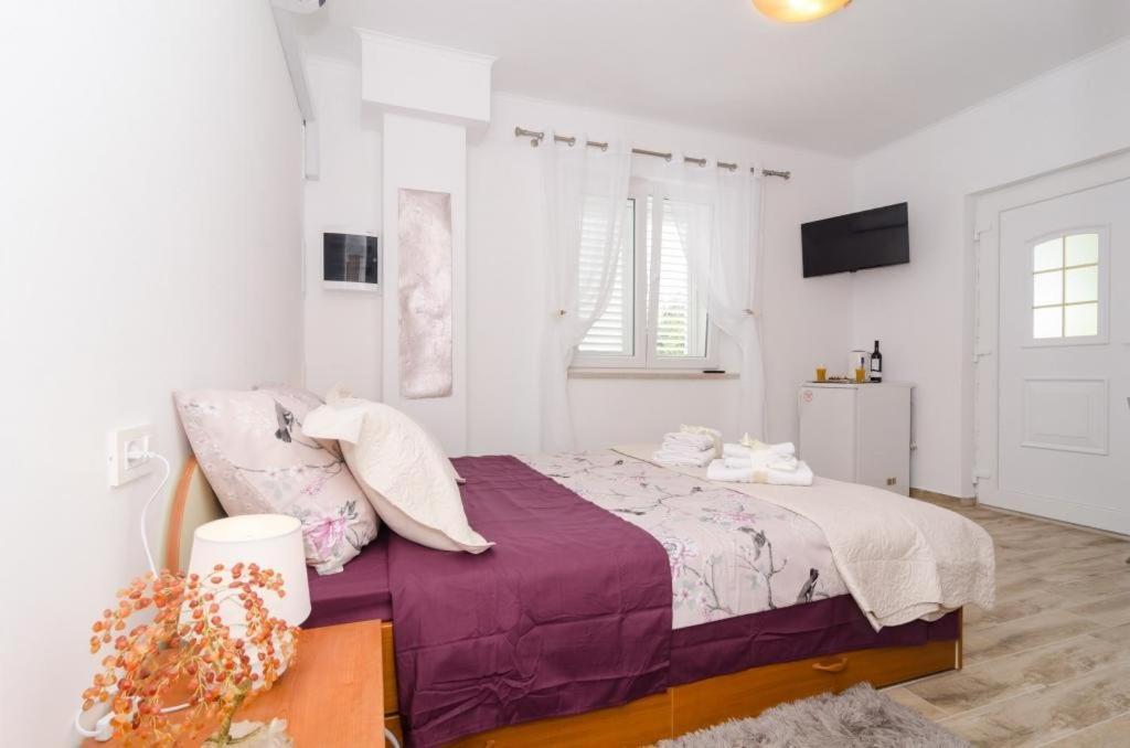 Apartment & Room Lady O Dubrovnik Bagian luar foto